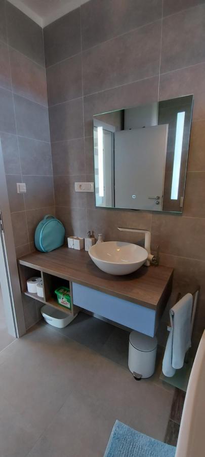 Holiday home Velebit Nin Buitenkant foto