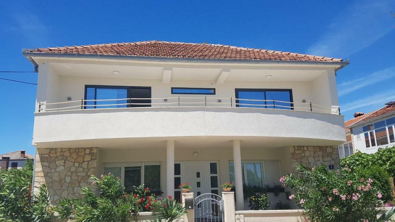 Holiday home Velebit Nin Buitenkant foto
